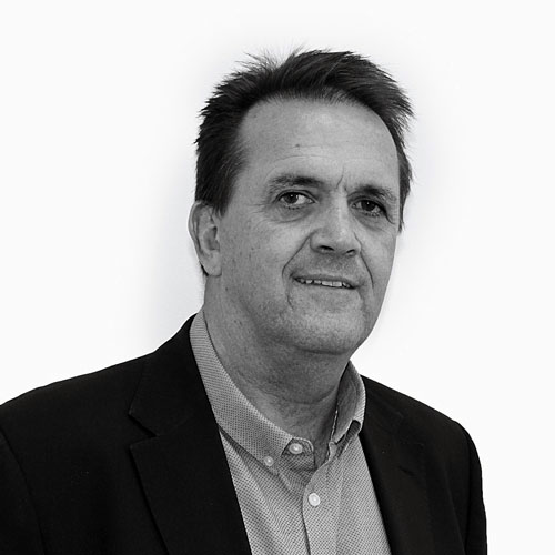 Head shot Mark-Elsdon